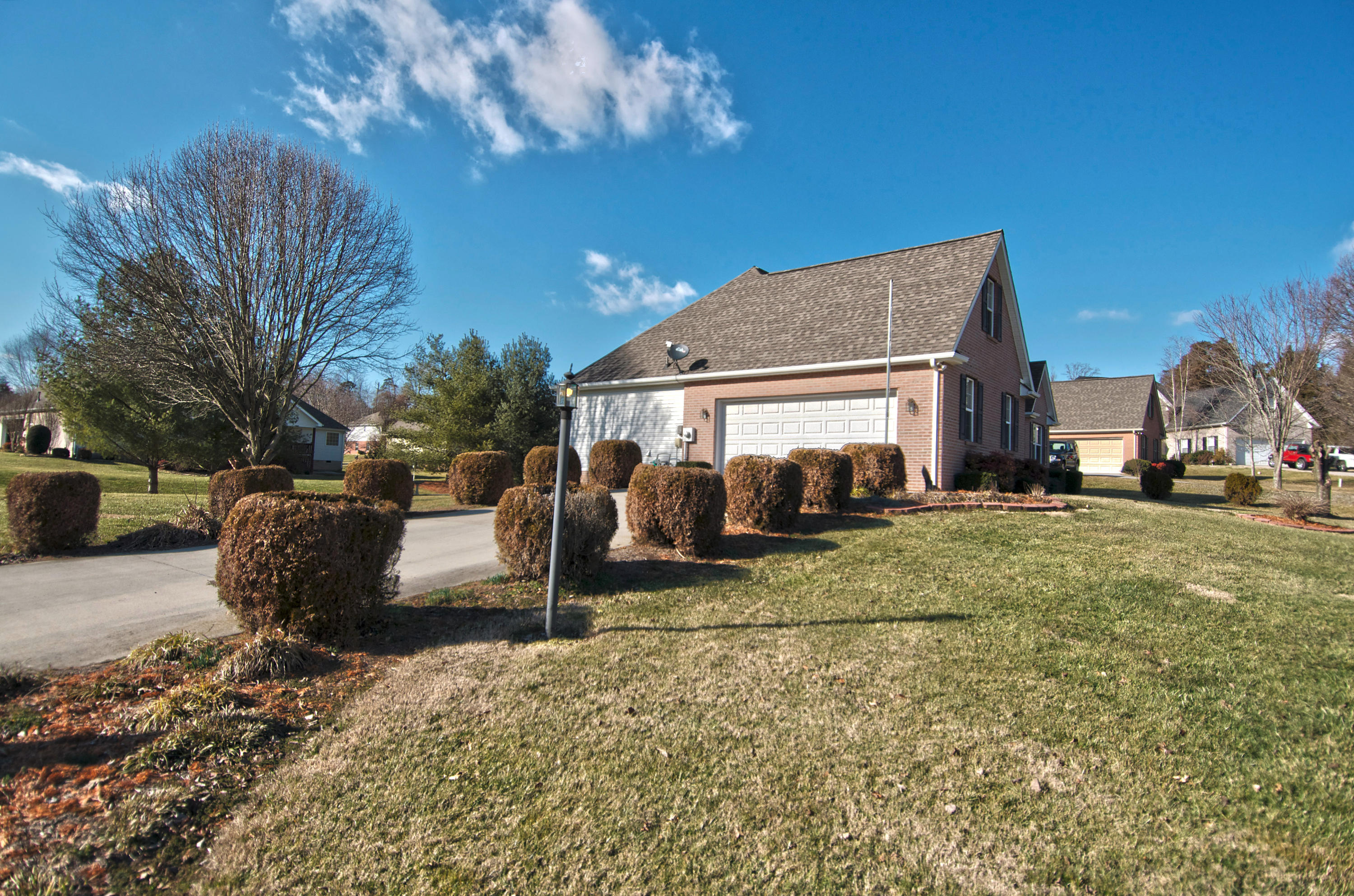 7612 Wilderness Path Road Corryton, TN 37721 - Photo 19 of 21 Garage