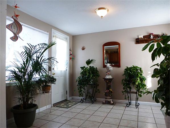 56 Felicia Street Springfield, MA 01104 - Photo 17 of 18 Gallery Image 17