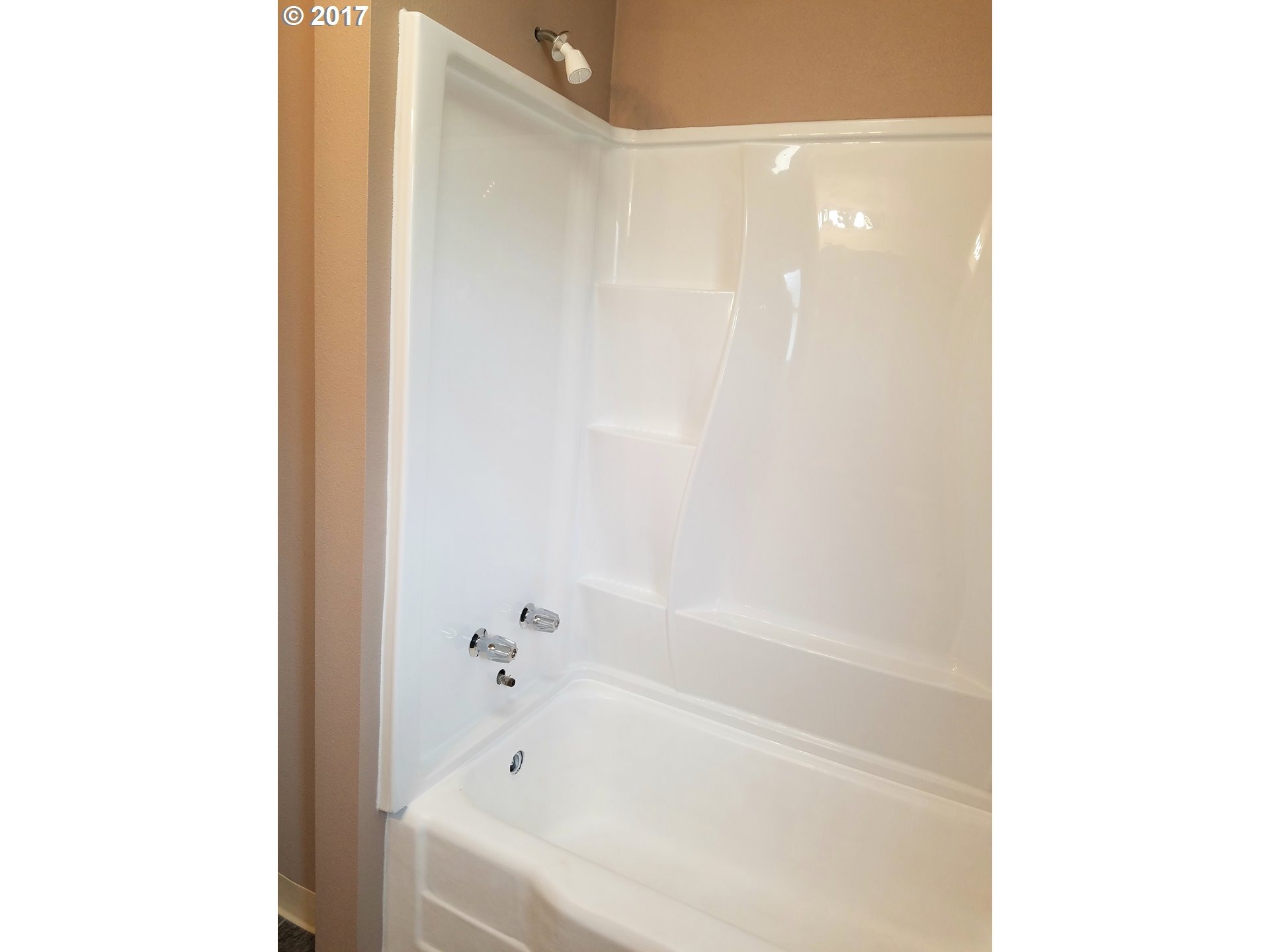 33370 Southwest Em Watts Road Scappoose, OR 97056 - Photo 8 of 17 Gallery Image 8