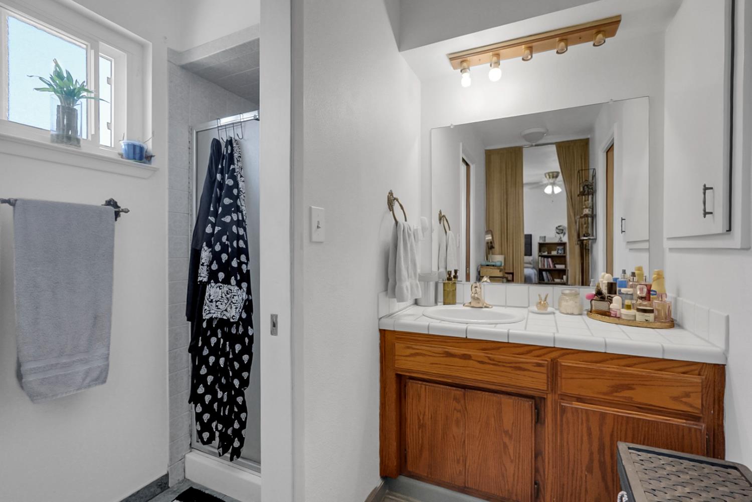 1924 Cota Way Modesto, CA 95355 - Photo 19 of 29