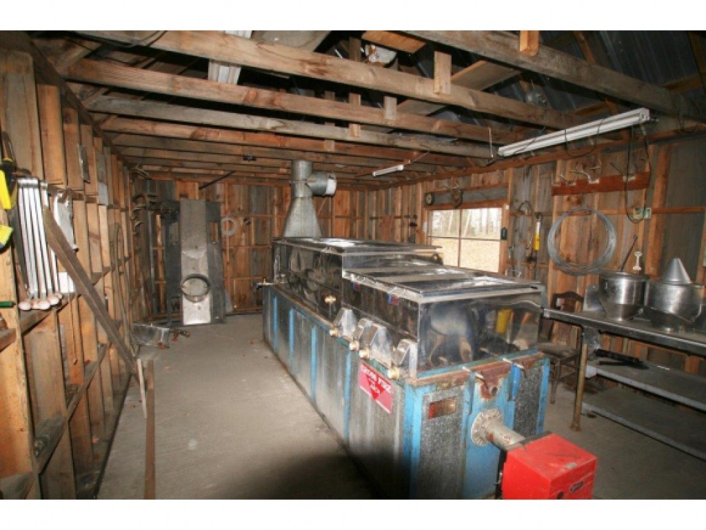 1995 Perron Hill Road Glover, VT 05839 - Photo 22 of 23 Gallery Image 22