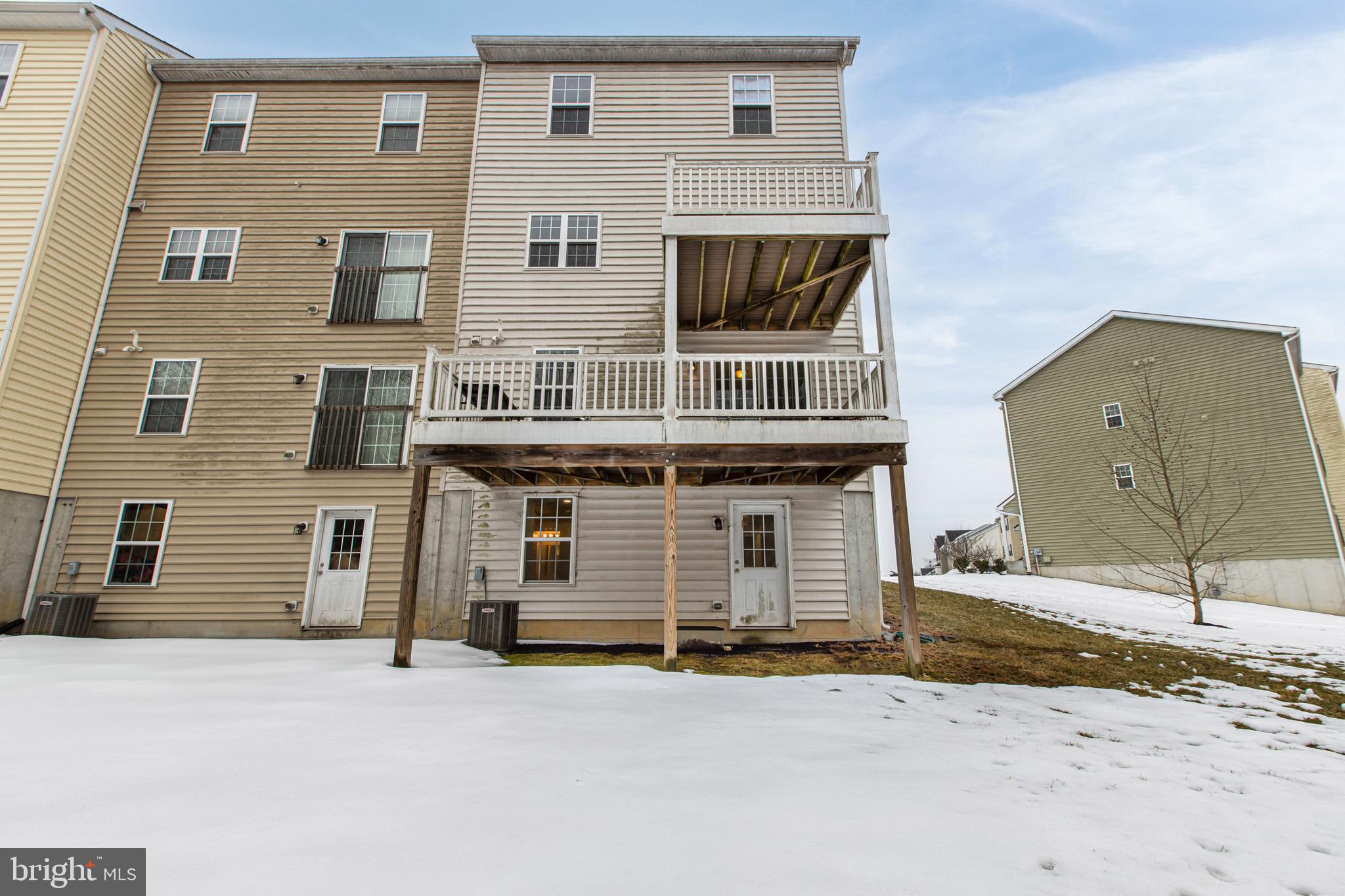 48 Munro Road Newark, DE 19711 - Photo 49 of 50 a front view of a house