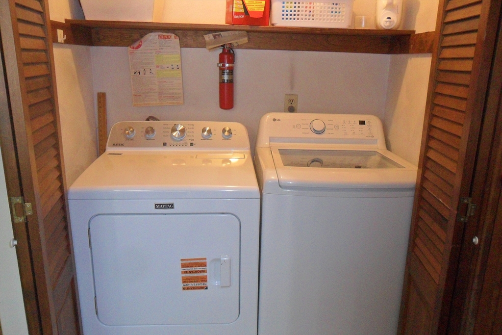 125 Rice Avenue Northborough, MA 01532 - Photo 17 of 39