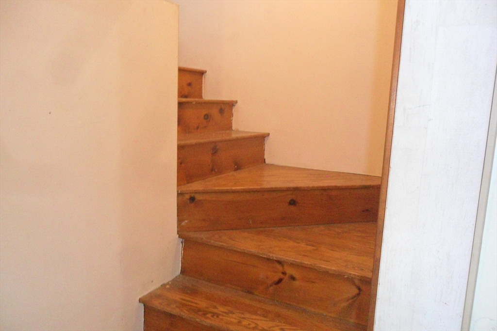 125 Rice Avenue Northborough, MA 01532 - Photo 26 of 39