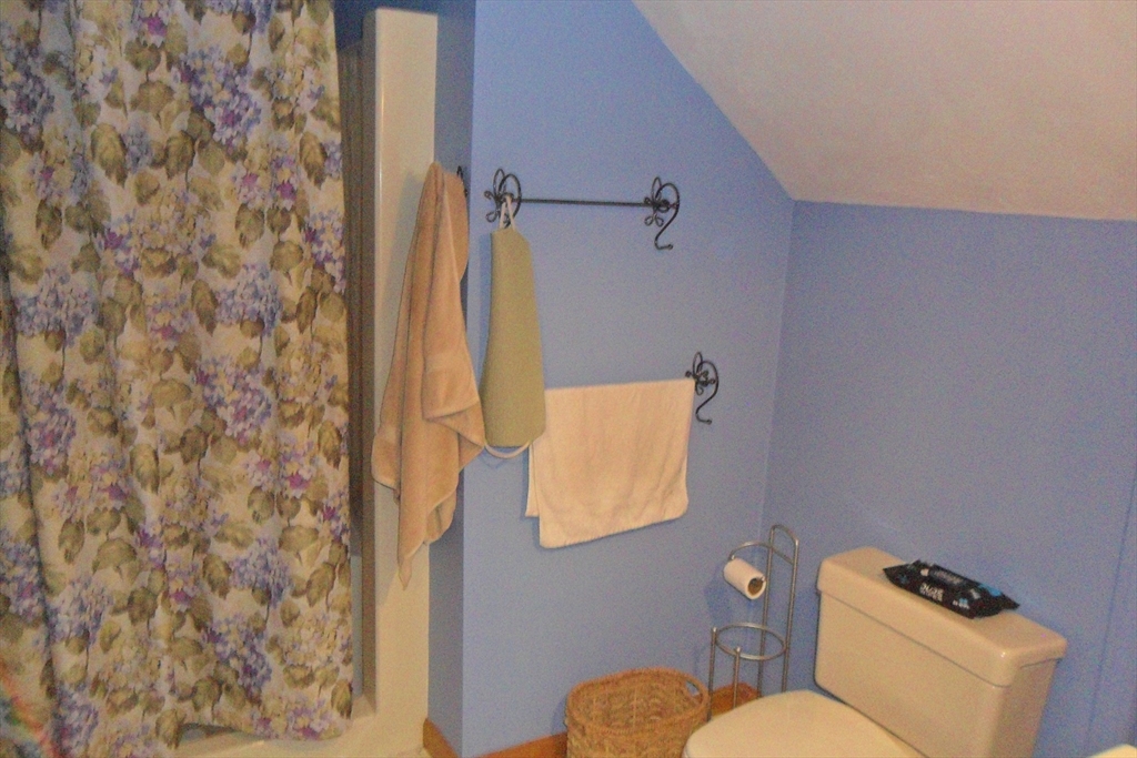 125 Rice Avenue Northborough, MA 01532 - Photo 27 of 39