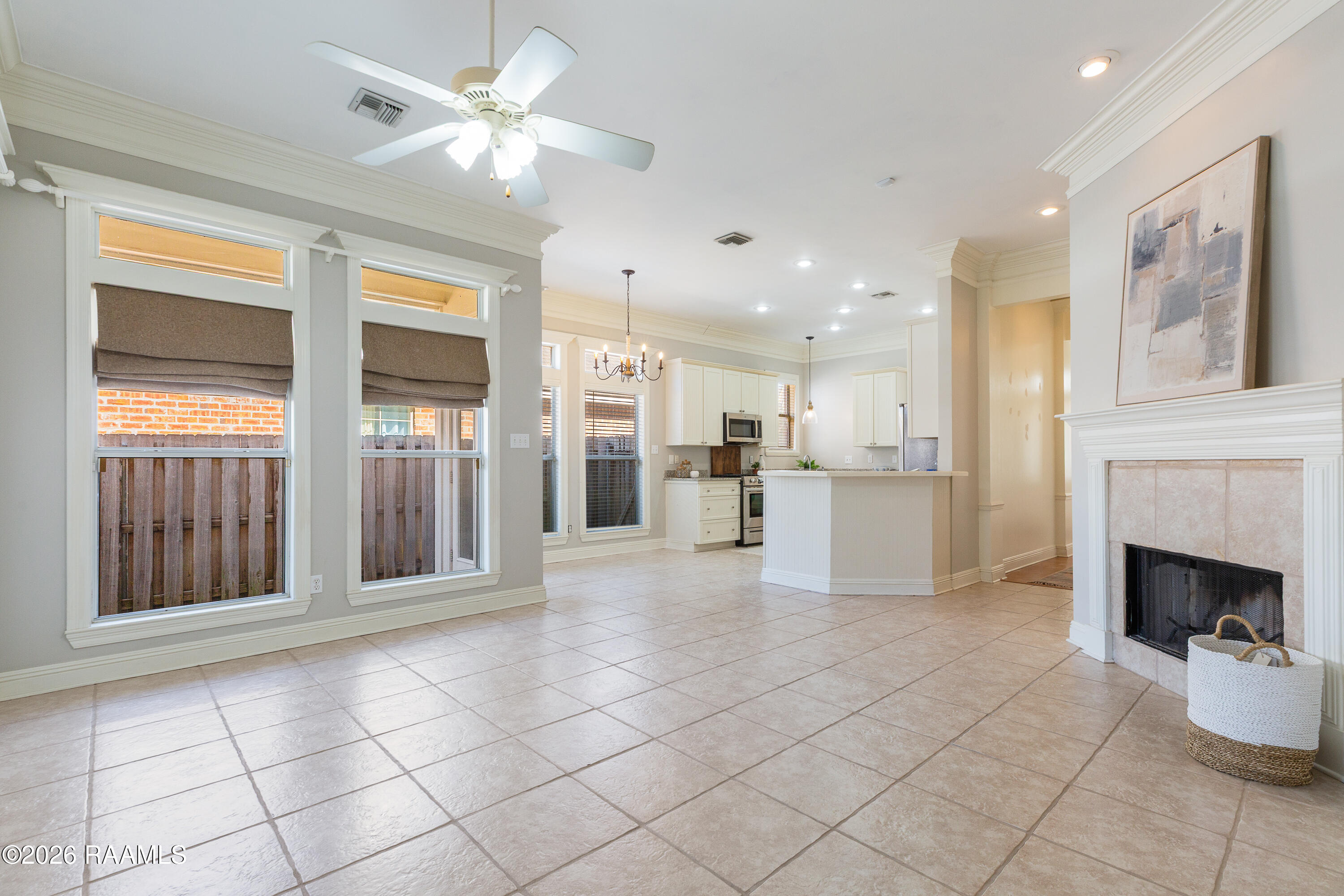 103 Lighthouse Point Circle Youngsville, LA 70592 - Photo 10 of 28 103 Lighthouse Point Circle Youngsville-