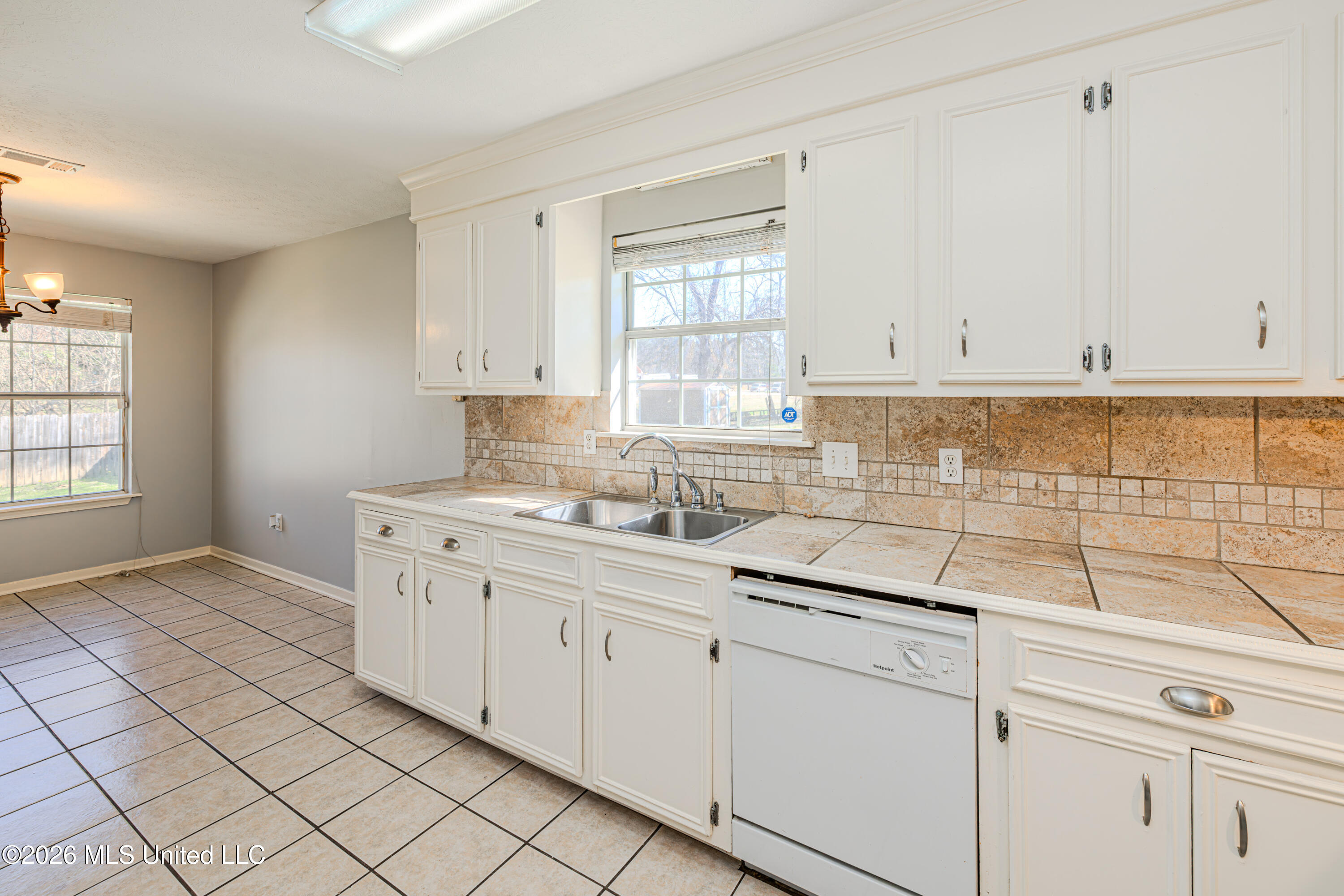 2123 Old Vicksburg Road Clinton, MS 39056 - Photo 15 of 30 1R4A5326