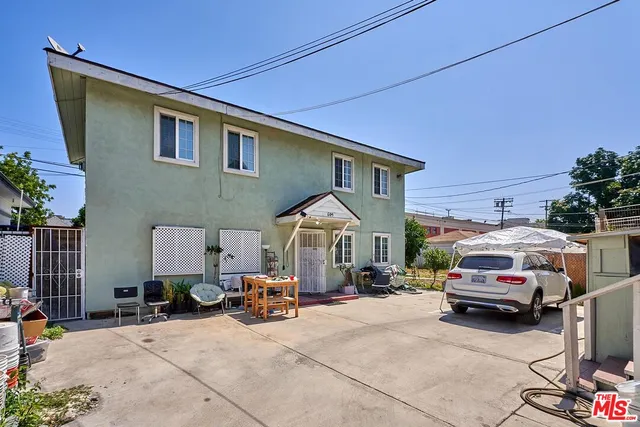 $1,500 | 805 East 21st Street, Unit 1, Los Angeles, CA 90011