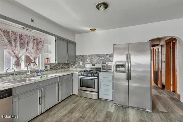 $260,000 | 918 Altamont Avenue, Schenectady, NY 12303