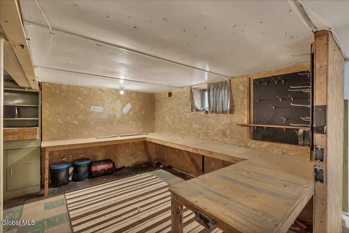 918 Altamont Avenue Schenectady, NY 12303 - Photo 29 of 34 29-IMG_7657