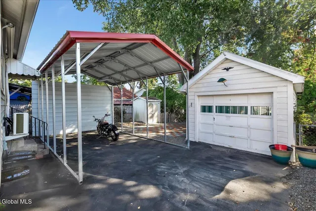 $260,000 | 918 Altamont Avenue, Schenectady, NY 12303