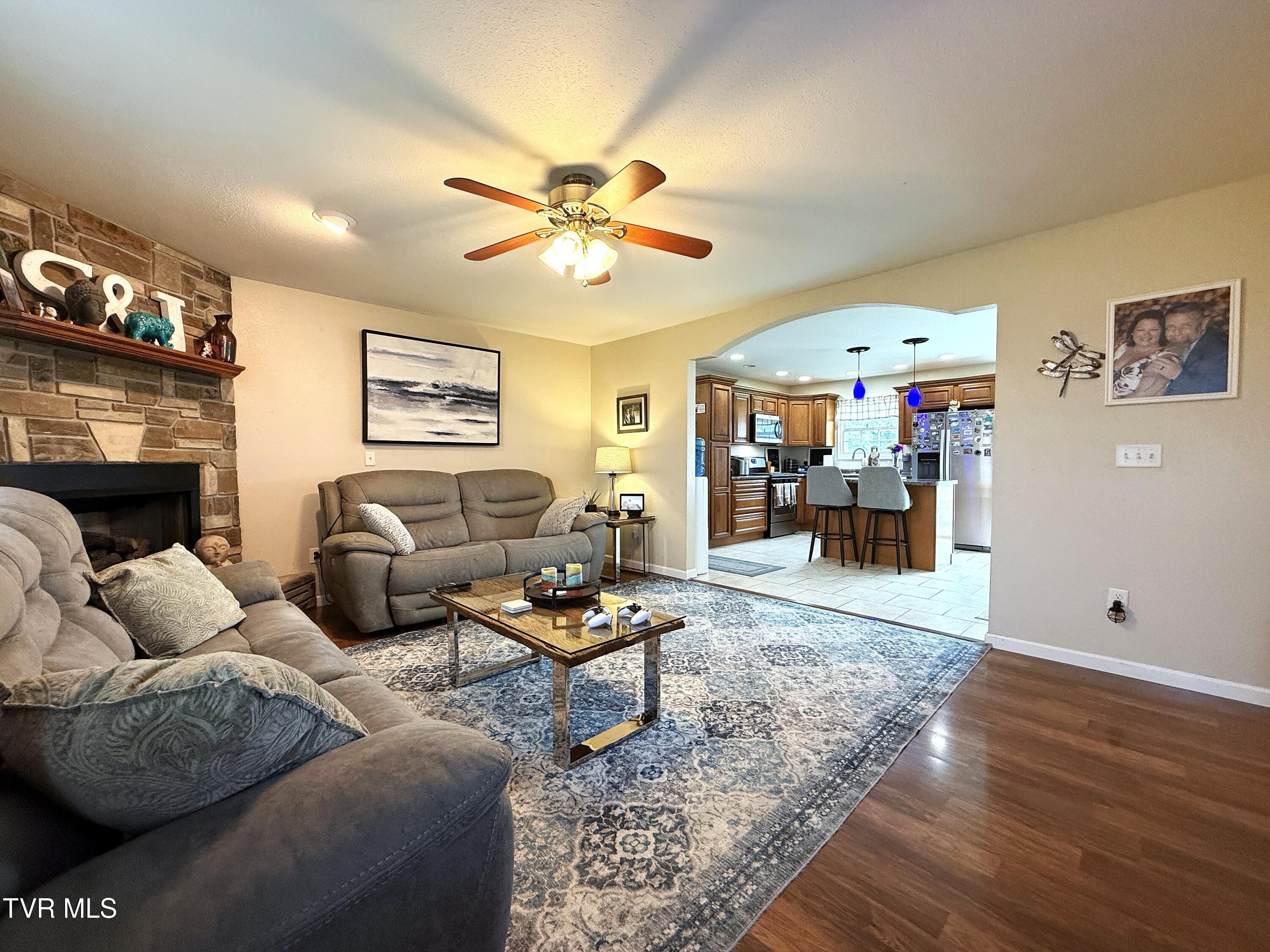 253 Ramblin Road Newport, TN 37821 - Photo 11 of 35 11