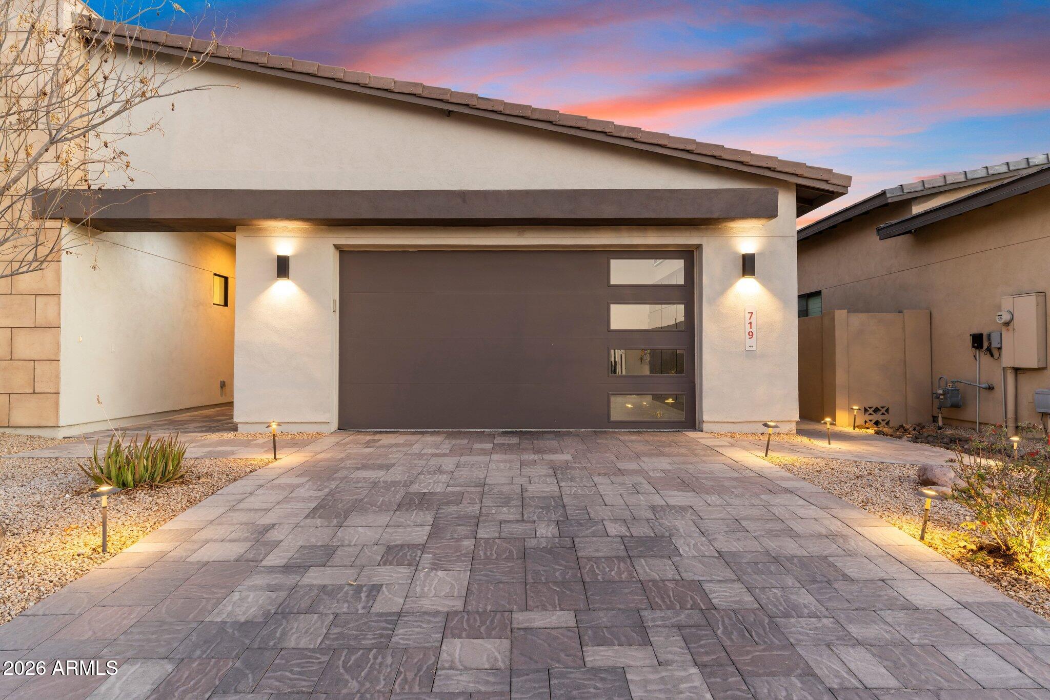 719 East Summerside Road Phoenix, AZ 85042 - Photo 35 of 39 719 East Summerside