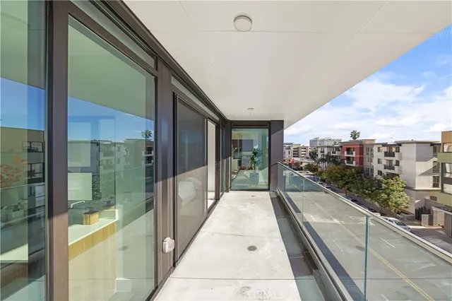 $1,599,000 | 709 East Walnut Street, Unit 417, Pasadena, CA 91101