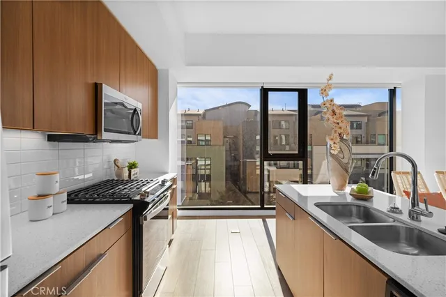 $1,599,000 | 709 East Walnut Street, Unit 417, Pasadena, CA 91101