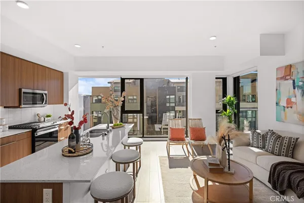 $1,599,000 | 709 East Walnut Street, Unit 417, Pasadena, CA 91101