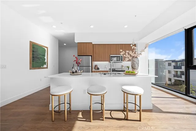 $1,599,000 | 709 East Walnut Street, Unit 417, Pasadena, CA 91101