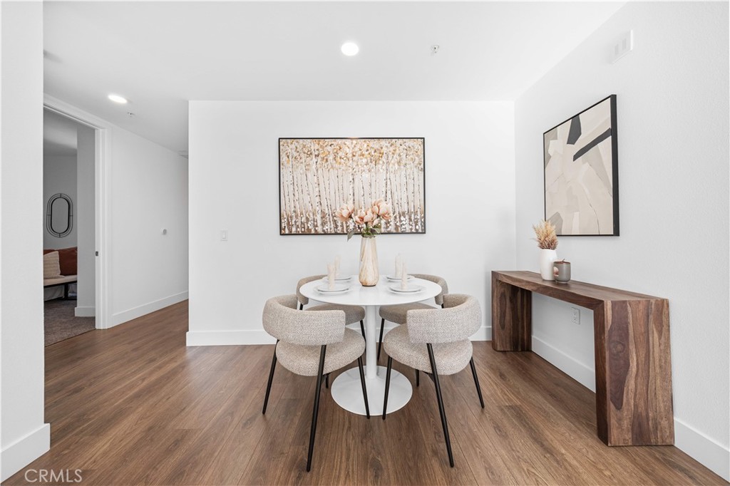 709 East Walnut Street, Unit 417 Pasadena, CA 91101 - Photo 10 of 59