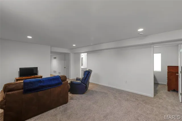 $320,000 | 3175 White Pine Drive, Imperial, MO 63052