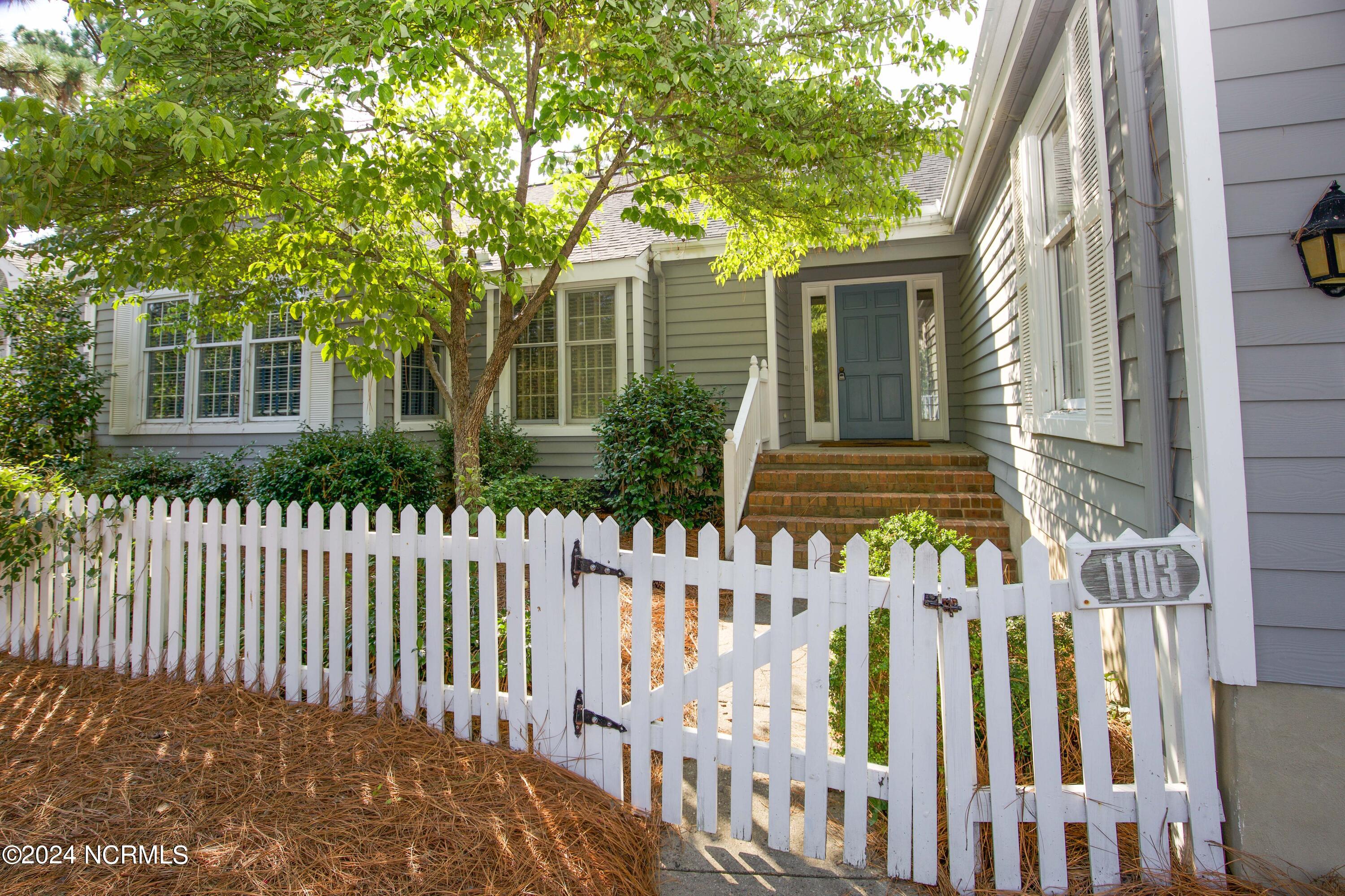1103 Mt Washington Circle Pinehurst, NC 28374 - Photo 4 of 55 1103 Mt Washington Cir-4