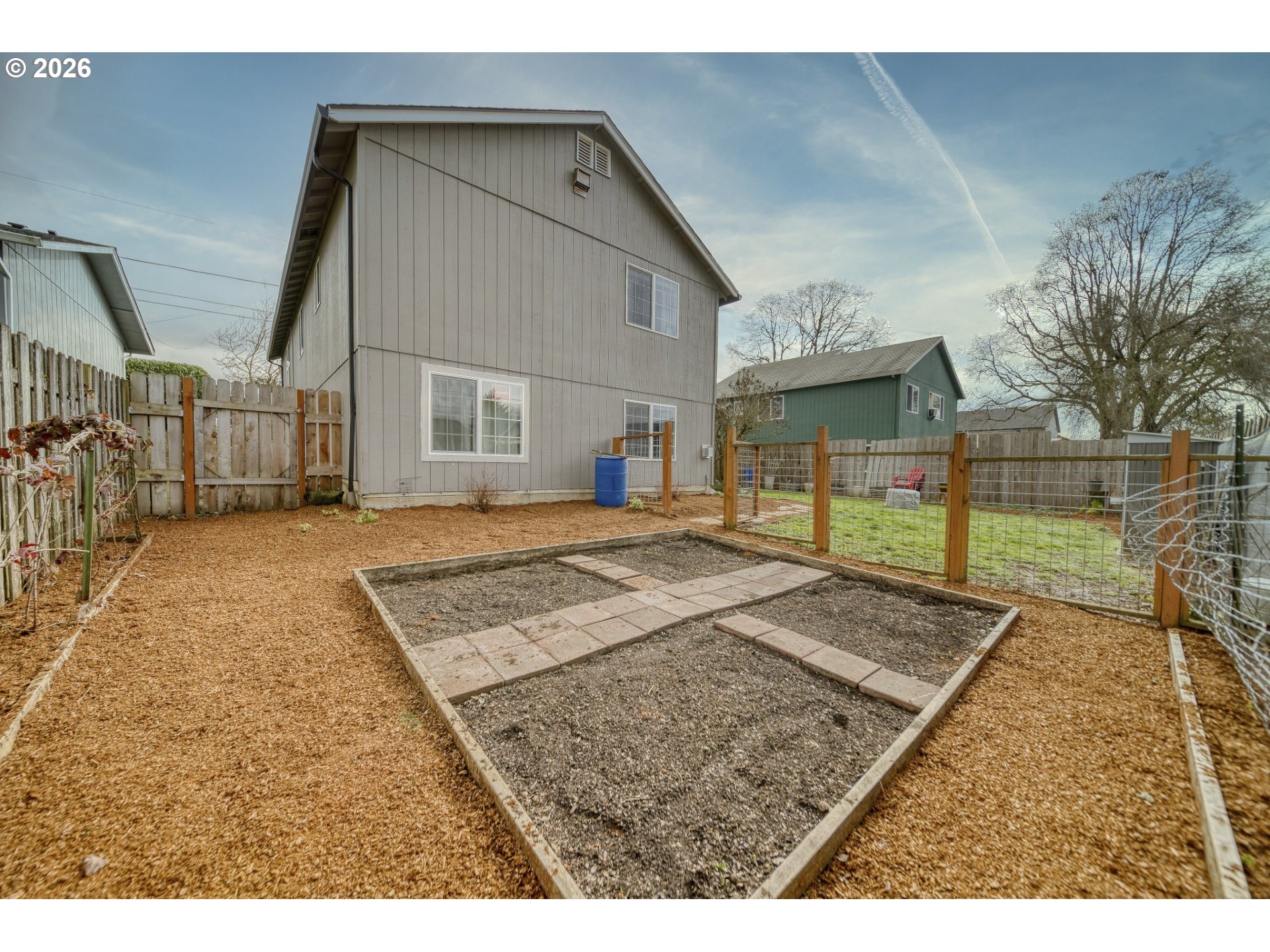 435 South 8th Street St. Helens, OR 97051 - Photo 35 of 39 a view of a house with a yard