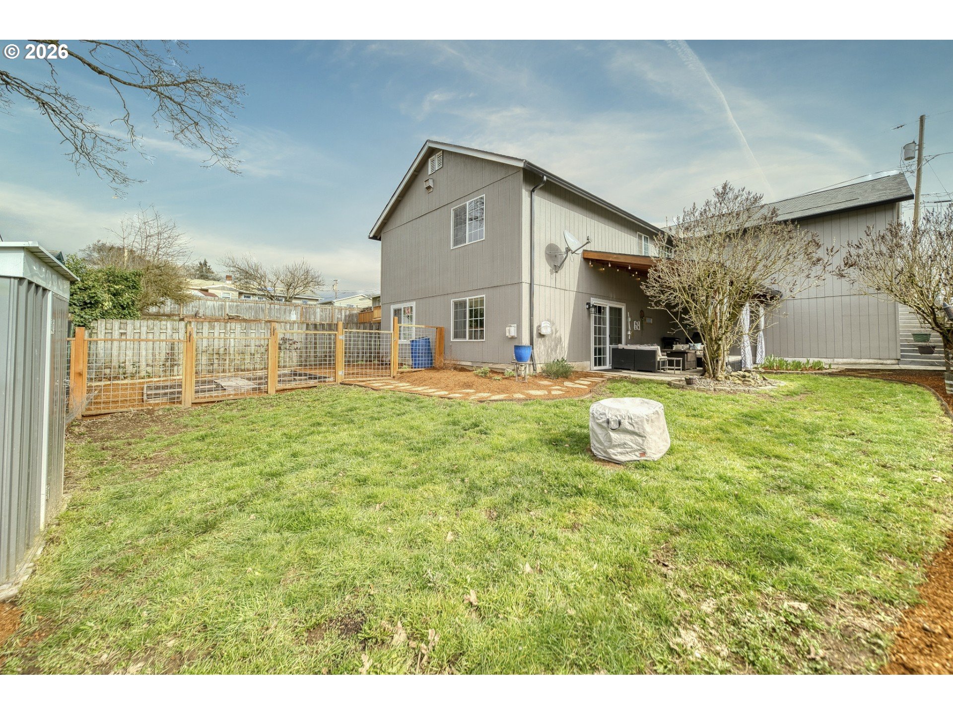 435 South 8th Street St. Helens, OR 97051 - Photo 37 of 39 a view of a house with backyard and sitting area