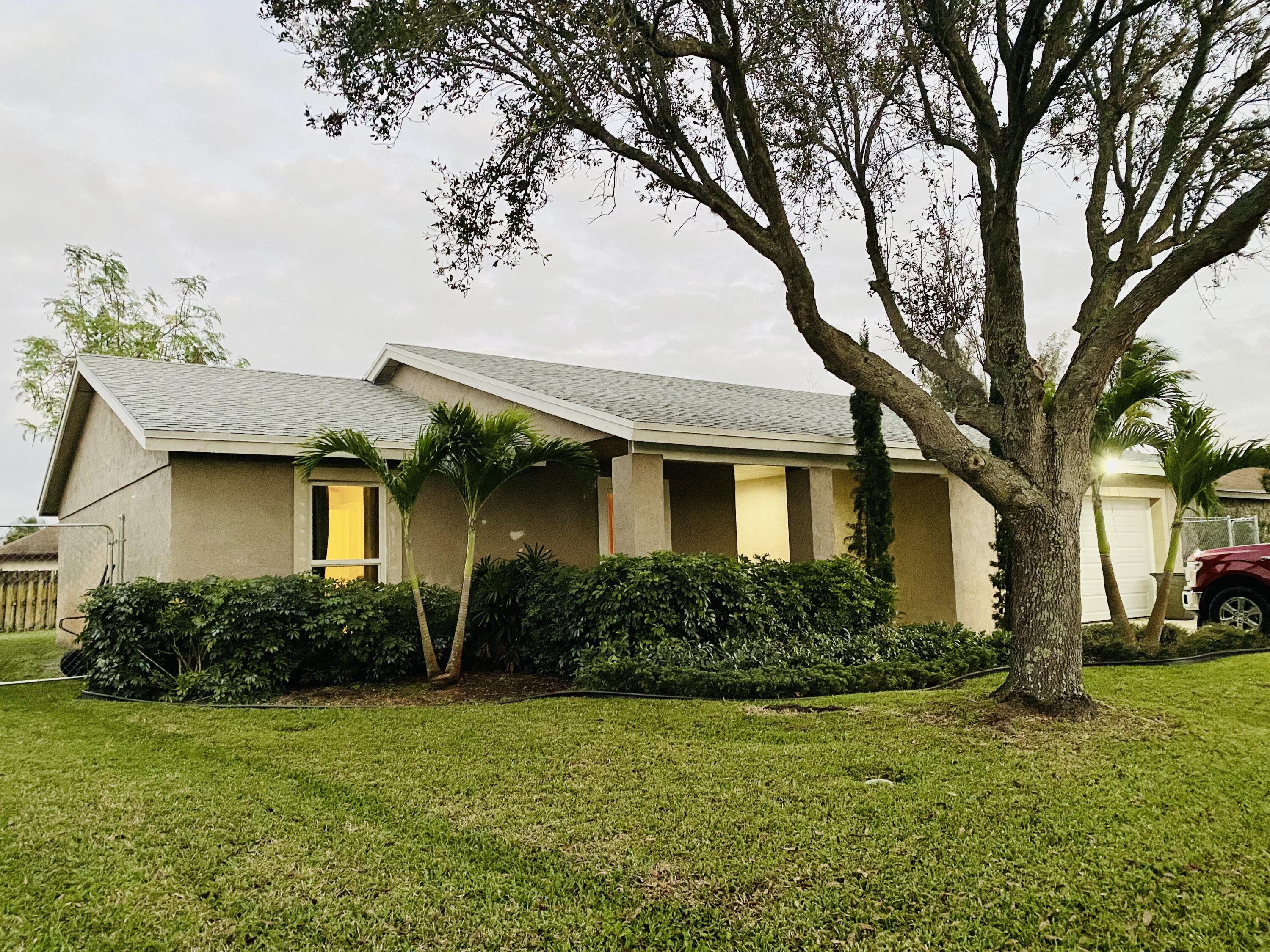 1298 Westover Road West Palm Beach, FL 33417 - Photo 17 of 19 %0ES6cCGRhWeW5AB4P2ORw