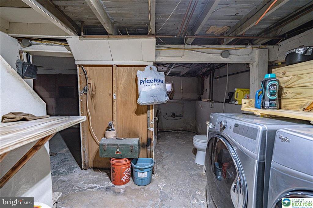 2303 South Filbert Street Allentown, PA 18103 - Photo 22 of 61 a utility room with dryer and washer