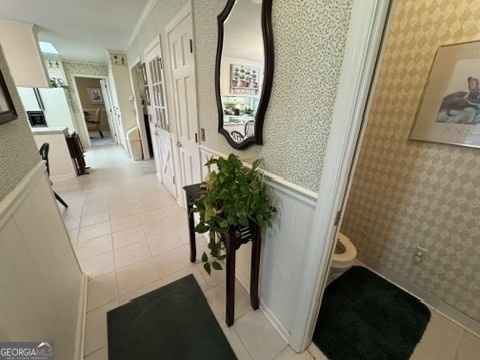 410 Preston Street Metter, GA 30439 - Photo 5 of 39 a view of entryway with furniture and a mirror