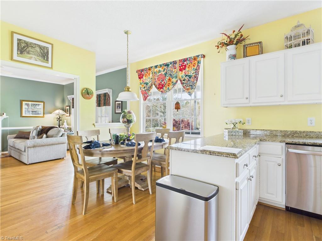 4212 Suffolk Trail Greensboro, NC 27407 - Photo 13 of 40