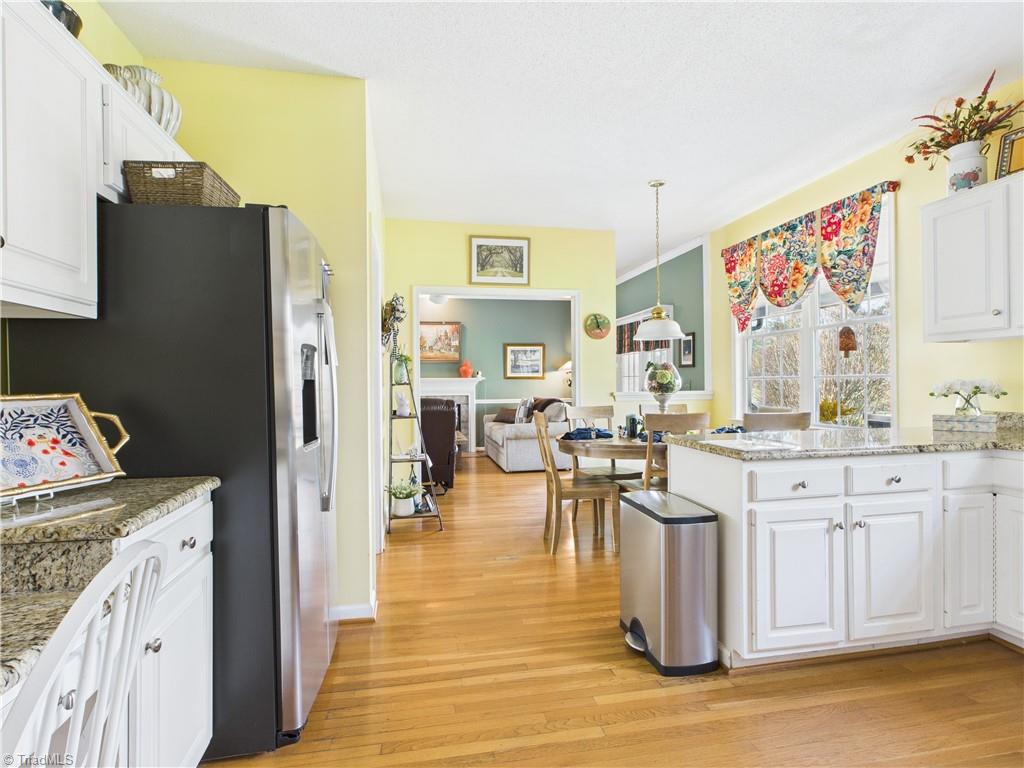 4212 Suffolk Trail Greensboro, NC 27407 - Photo 14 of 40