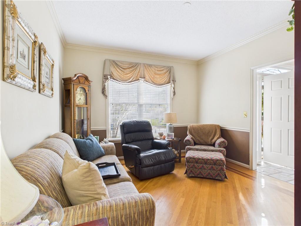 4212 Suffolk Trail Greensboro, NC 27407 - Photo 17 of 40