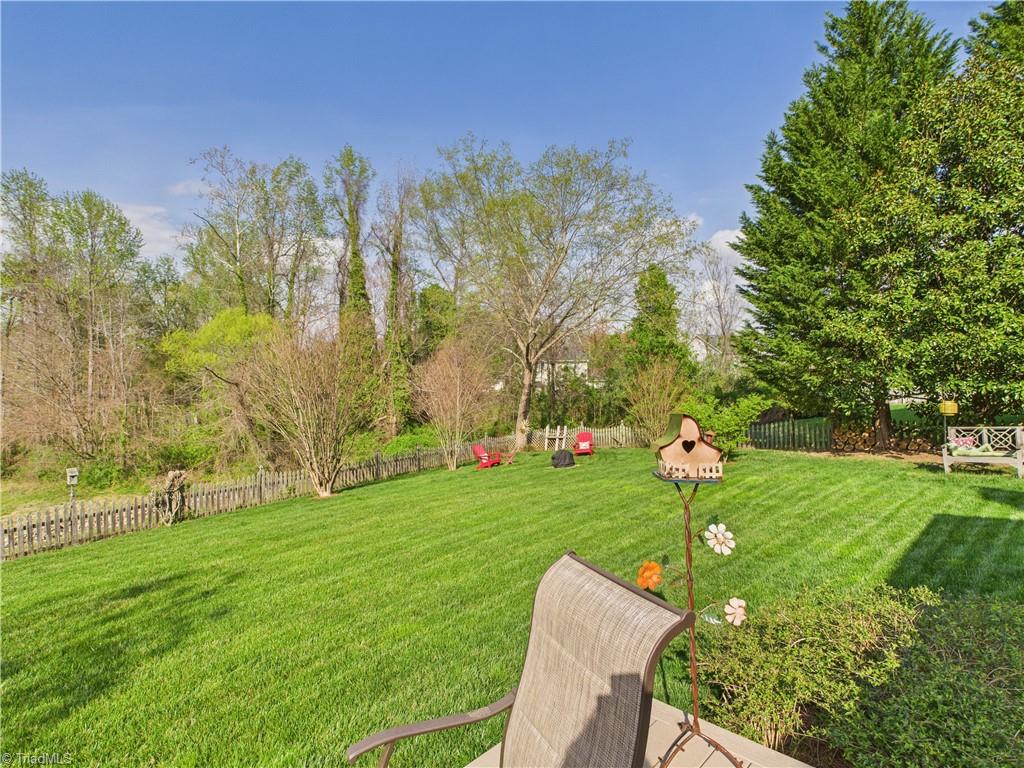 4212 Suffolk Trail Greensboro, NC 27407 - Photo 24 of 40
