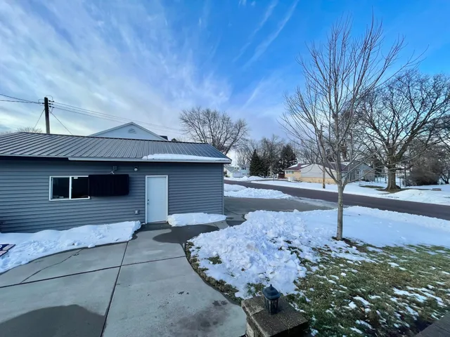 $269,000 | 411 Vernon Avenue, Morgan, MN 56266