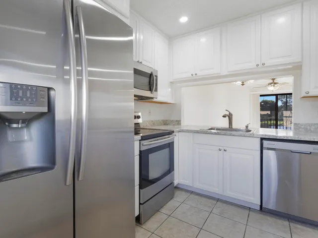 $259,900 | 151 Northwest 93rd Avenue, Unit 151, Pembroke Pines, FL 33024