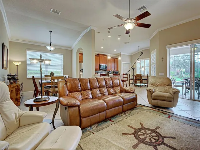 $525,000 | 141 Altesino Court, Venice, FL 34292