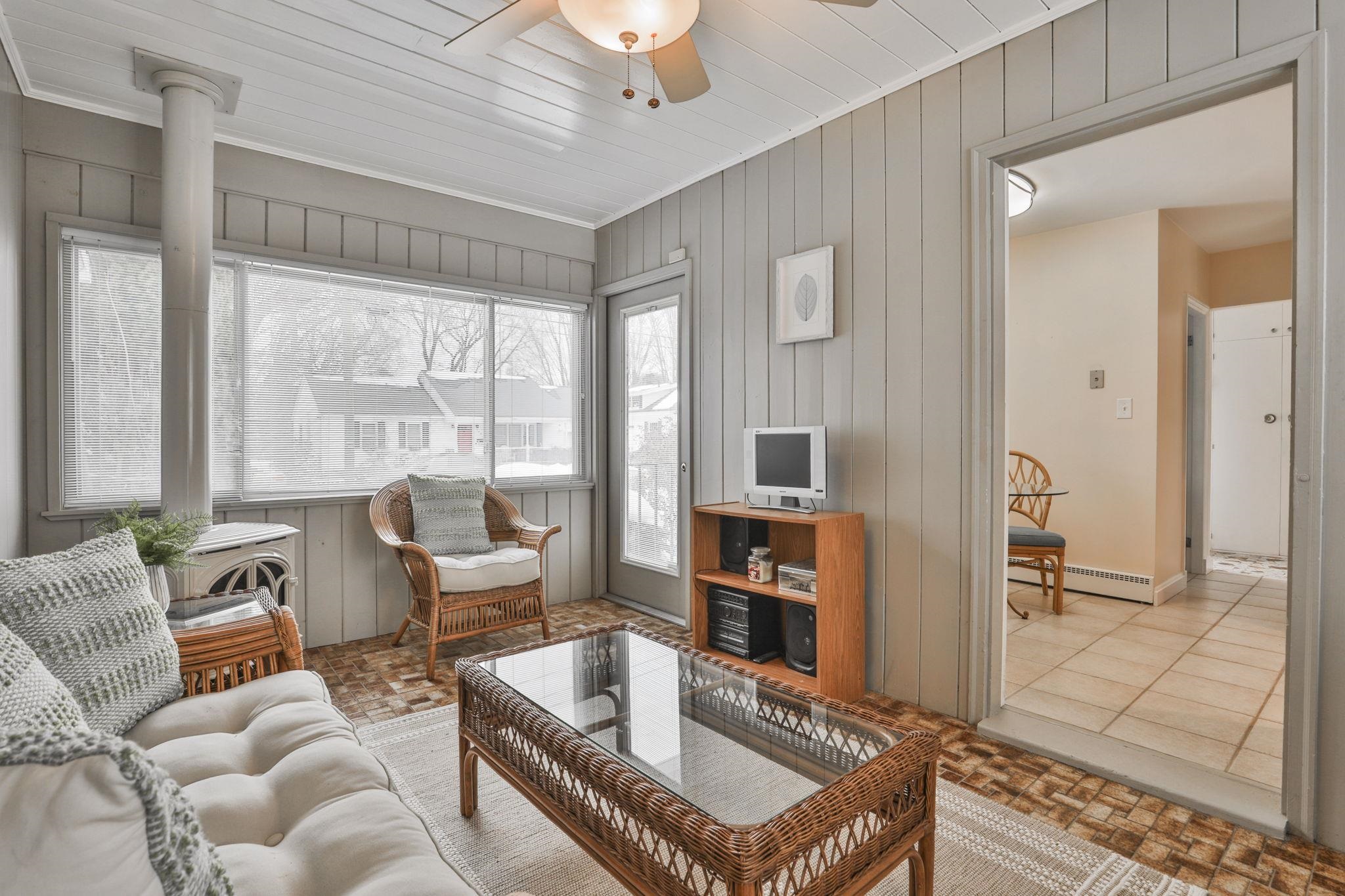 305 Blodget Street Manchester, NH 03104 - Photo 17 of 31