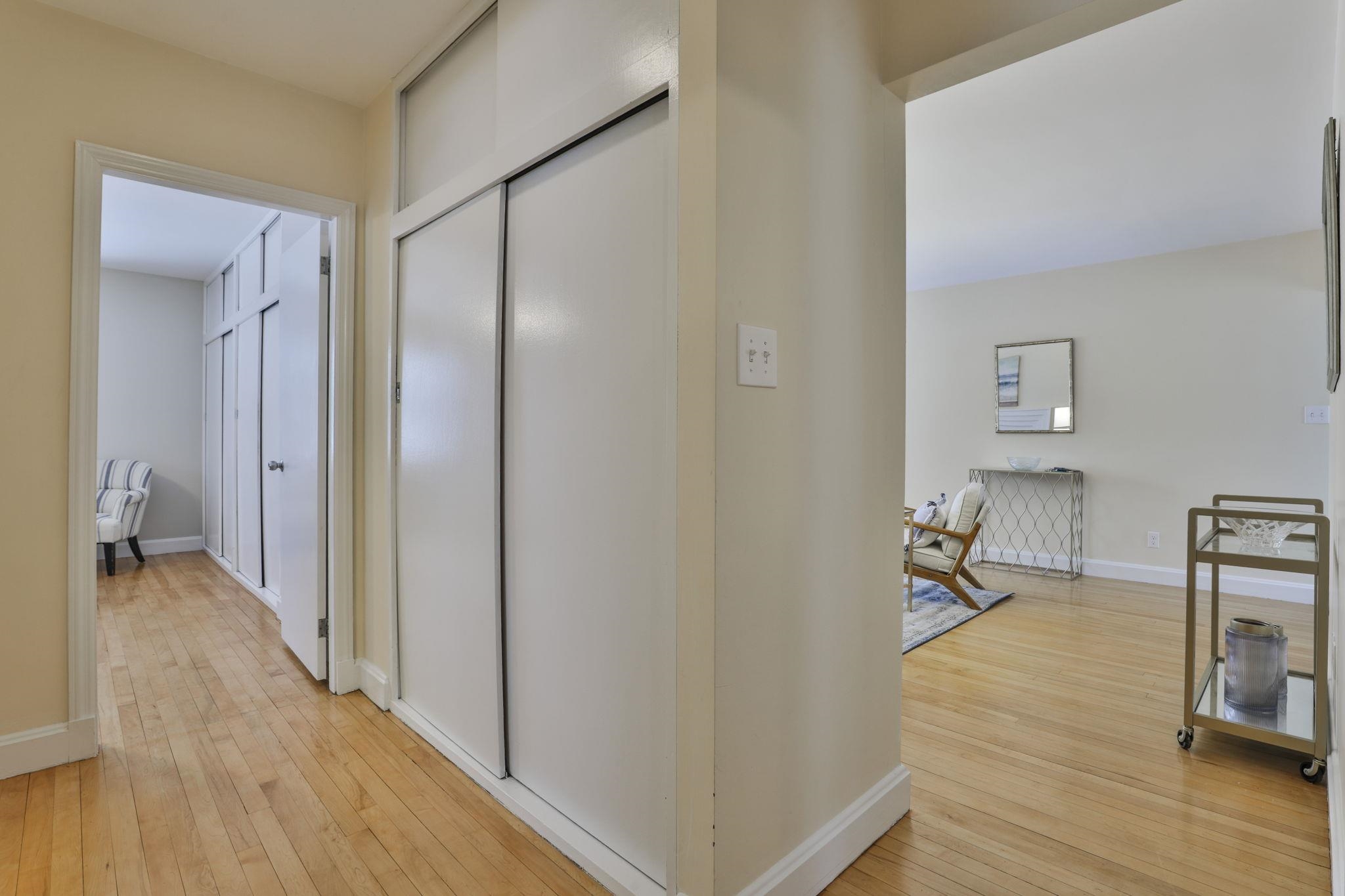 305 Blodget Street Manchester, NH 03104 - Photo 21 of 31