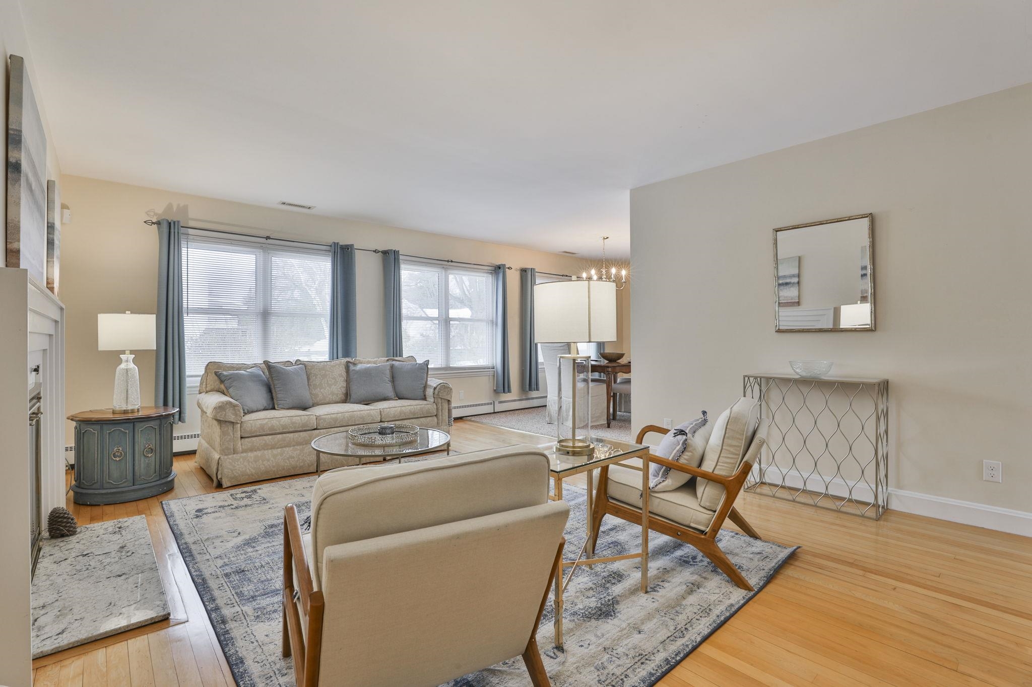 305 Blodget Street Manchester, NH 03104 - Photo 7 of 31