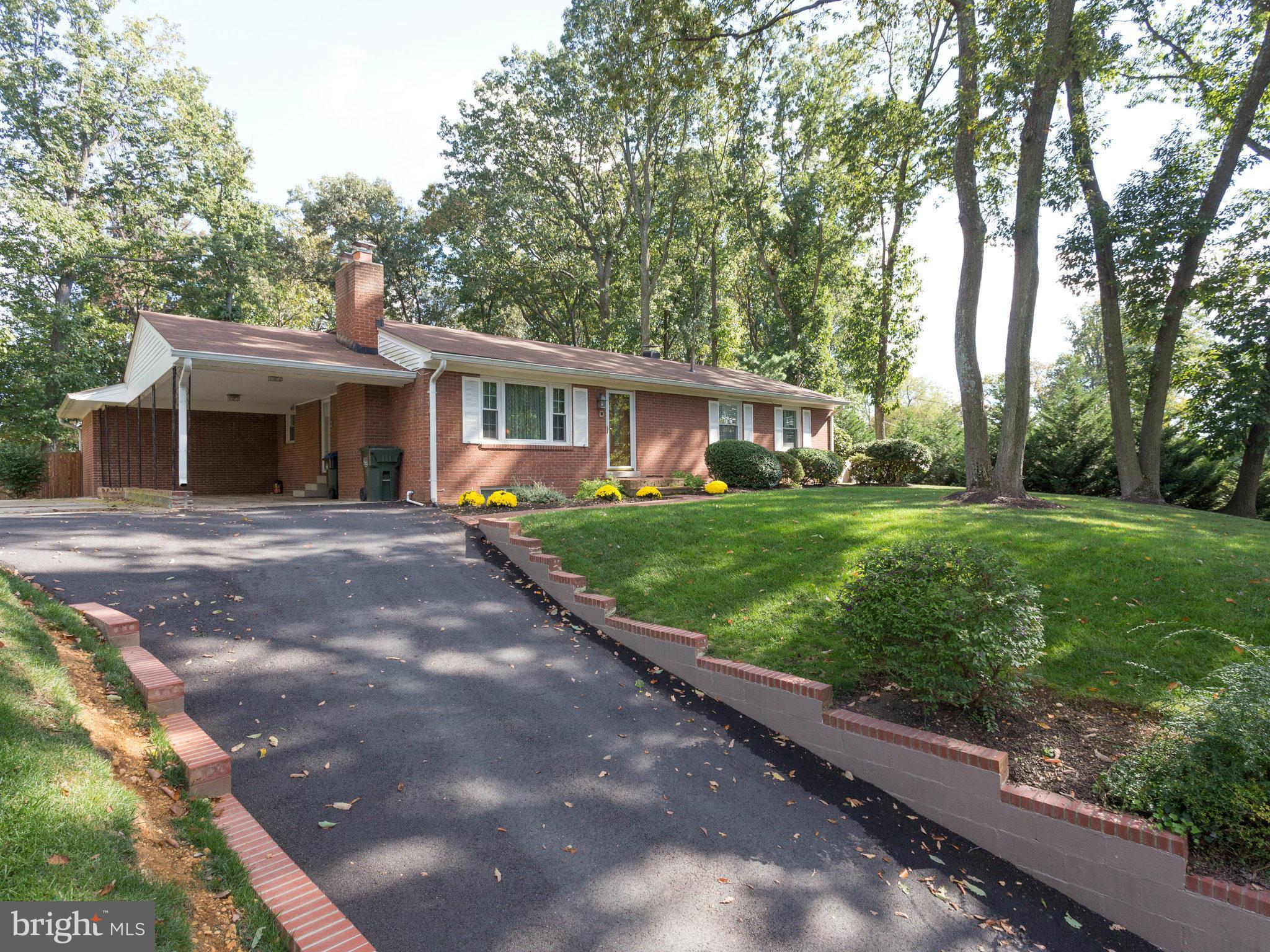 8119 Higham Road Lorton, VA 22079 - Photo 1 of 27 Exterior (Front)