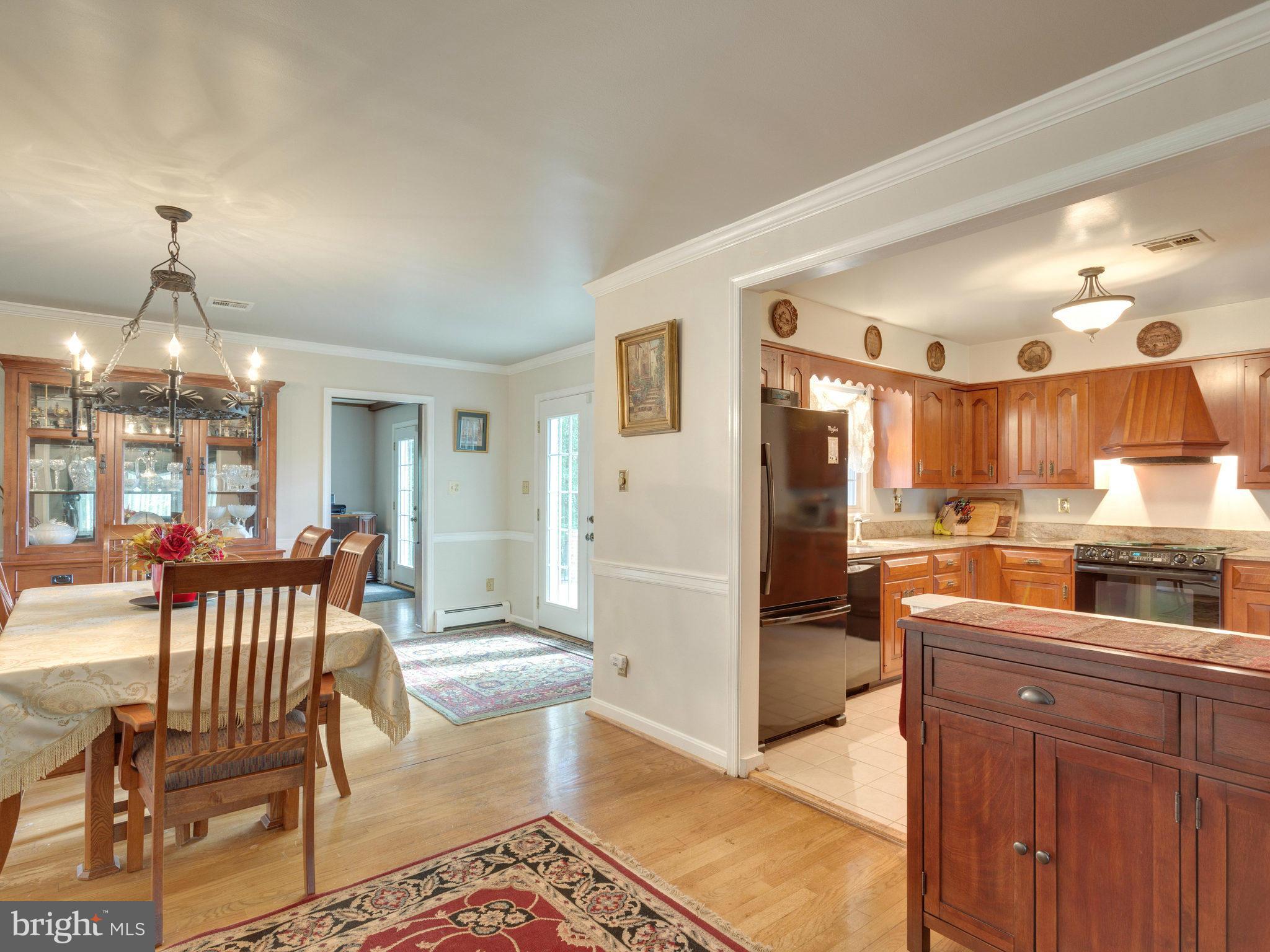 8119 Higham Road Lorton, VA 22079 - Photo 4 of 27 Dining Room