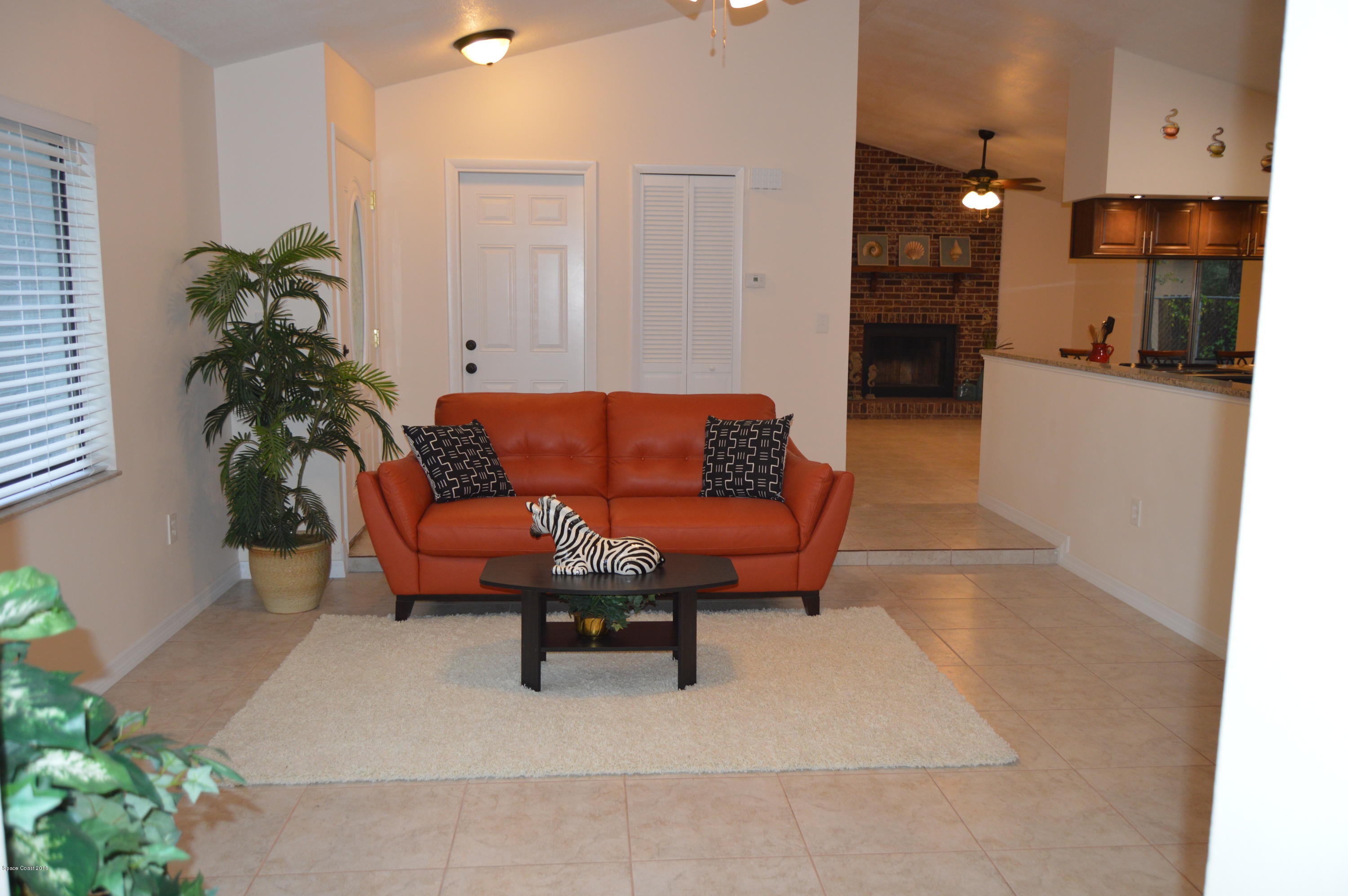 5149 Holden Road Cocoa, FL 32927 - Photo 5 of 41 DSC_0020