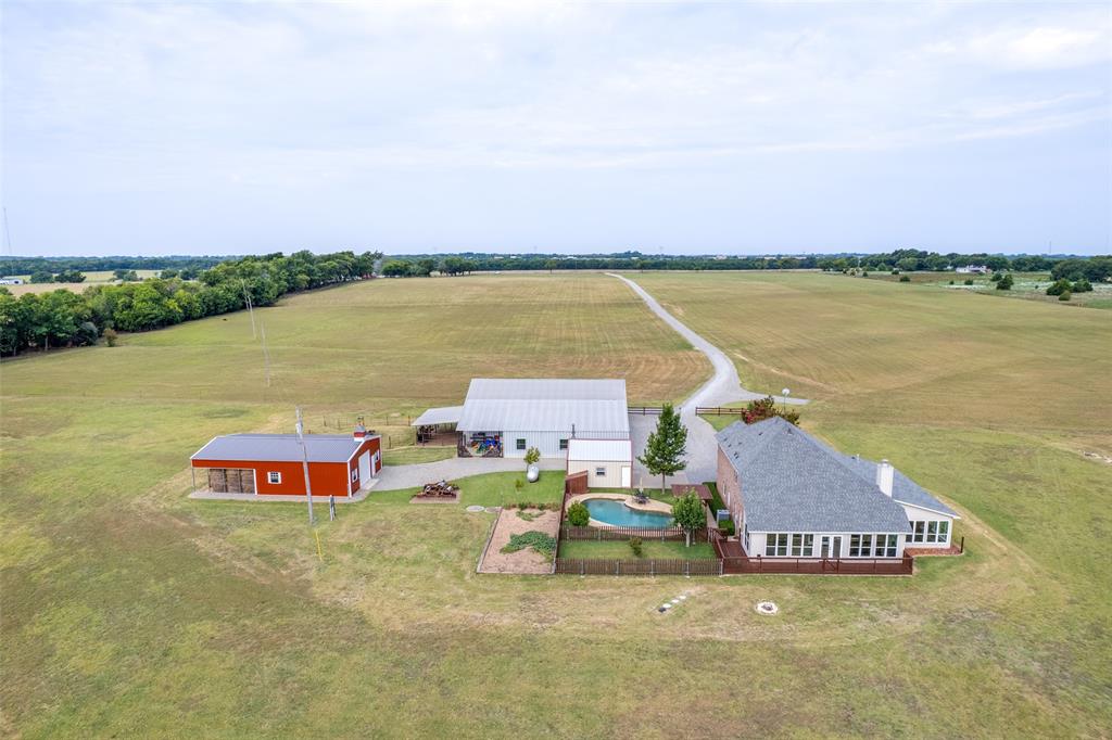 1400 Sears Road Bells, TX 75414 - Photo 11 of 38