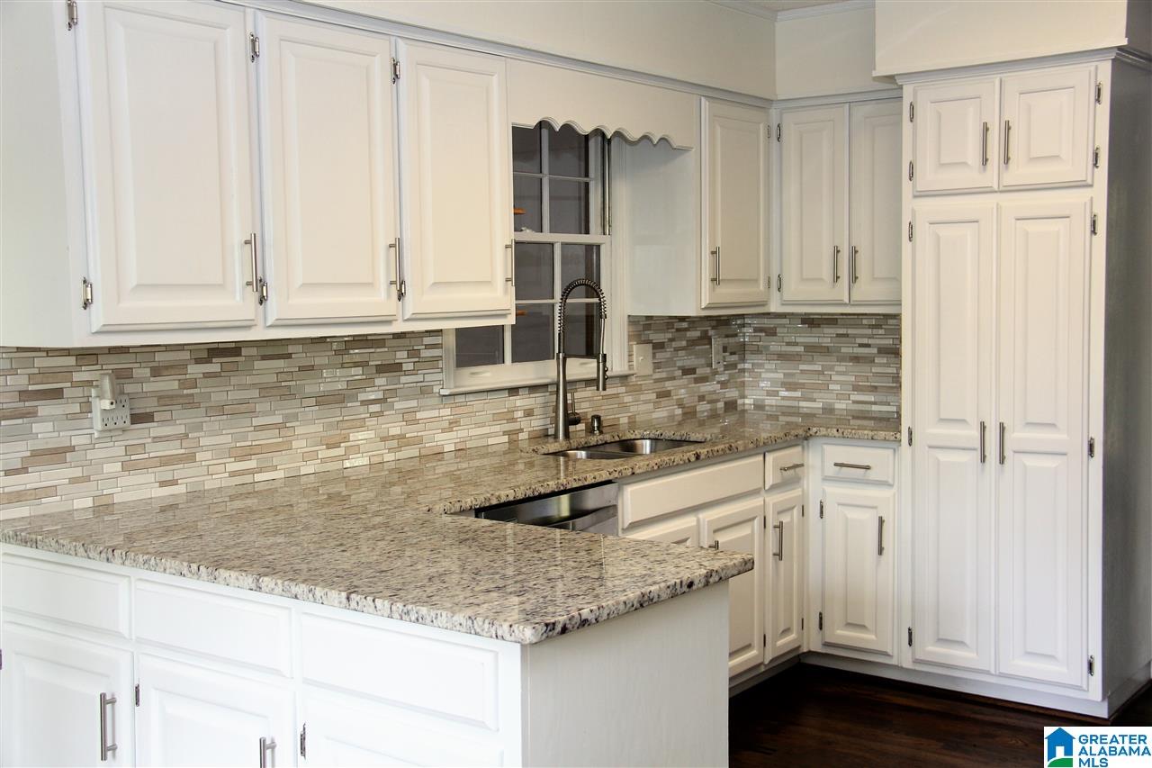 3548 Brookfield Road Birmingham, AL 35226 - Photo 2 of 30
