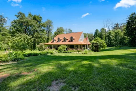 $1,095,000 | 196 Brigham Hill Road, Grafton, MA 01536