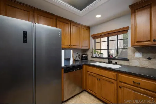 $3,750 | 2804 Winthrop Avenue, Carlsbad, CA 92010