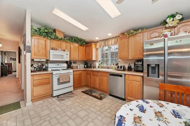 $325,000 | 31130 South General Kearny Road, Unit 147, Temecula, CA 92591