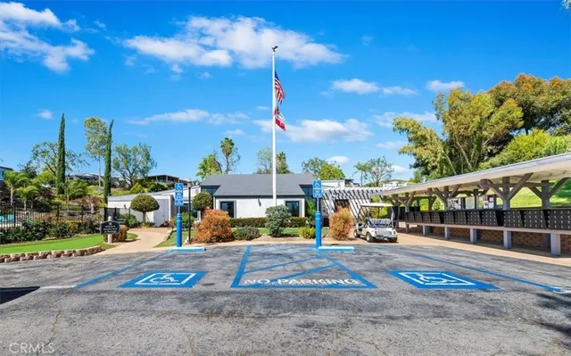 $325,000 | 31130 South General Kearny Road, Unit 147, Temecula, CA 92591