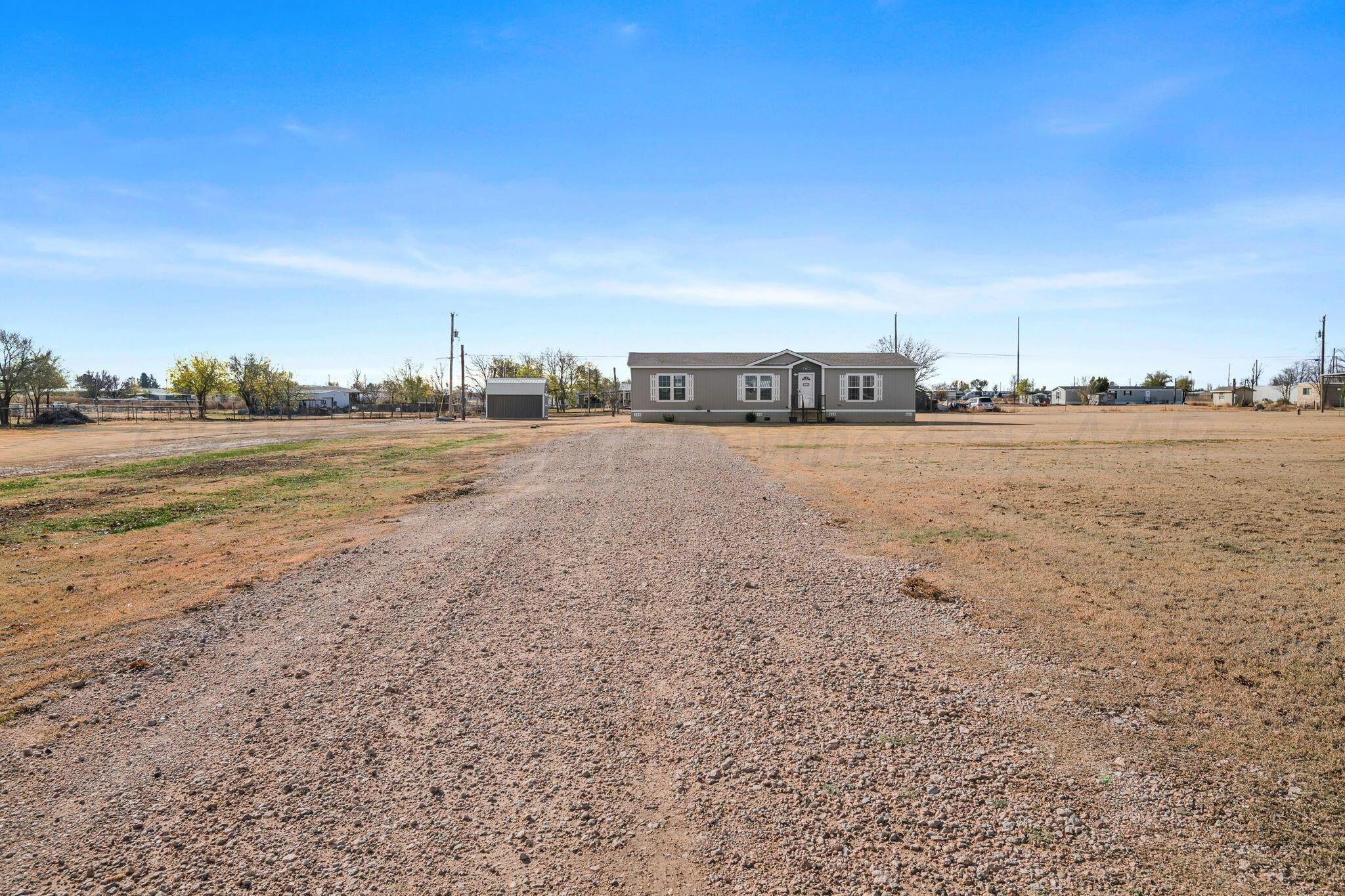 441 West Plantation Road Amarillo, TX 79118 - Photo 2 of 25 a view of an ocean and city