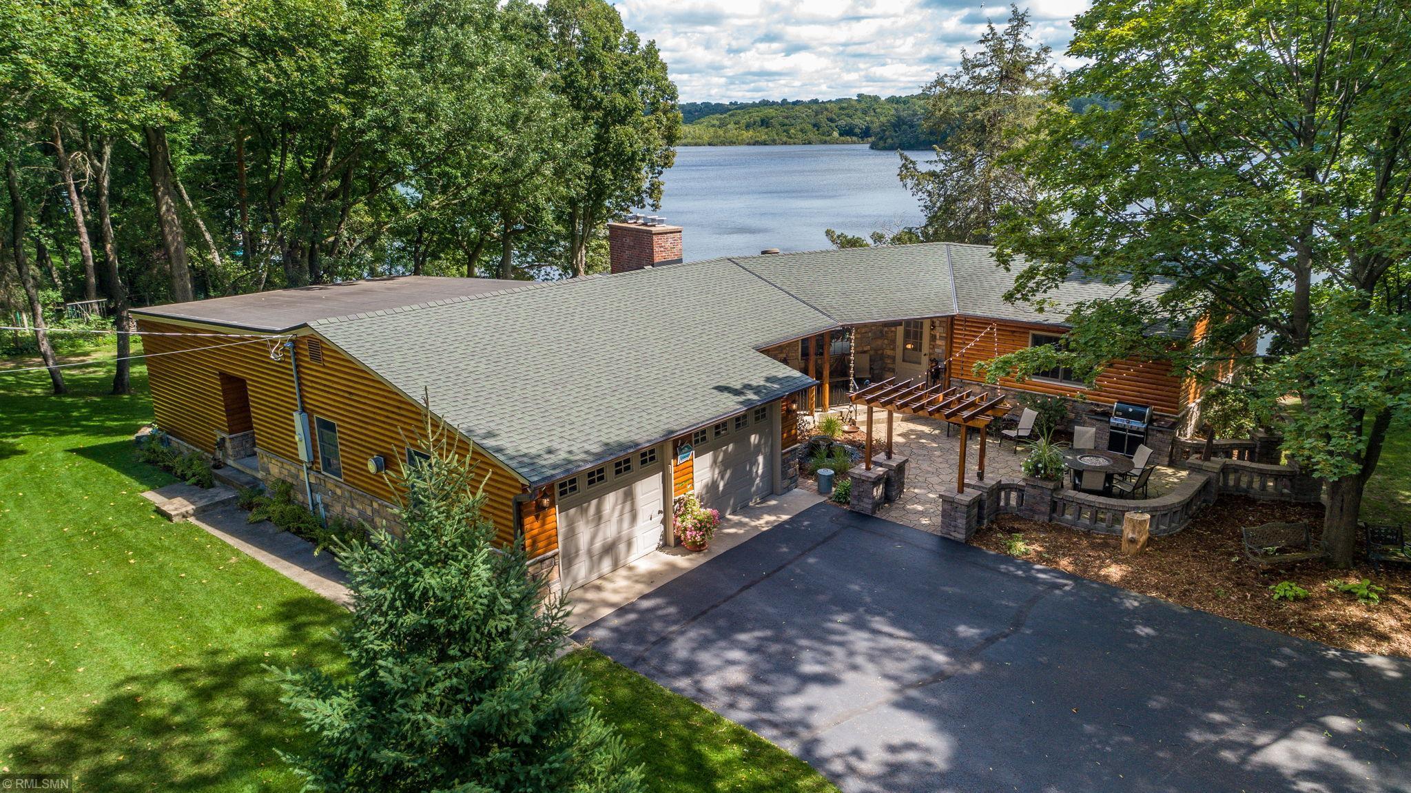 1140 Riverside Drive North Hudson, WI 54016 - Photo 3 of 57 Gallery Image 3